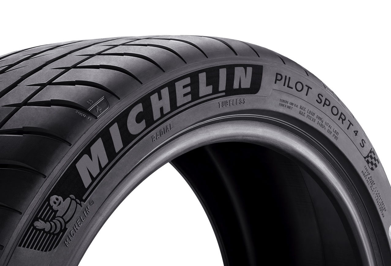 Michelin Pilot Sport 4S (2)